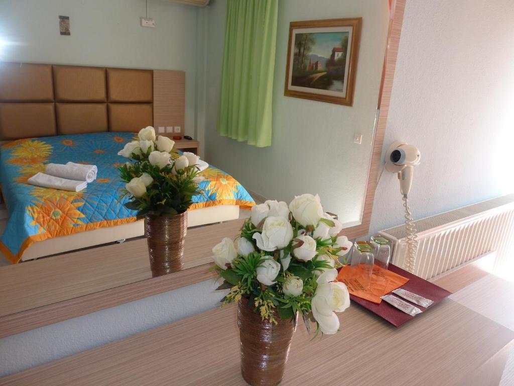 Hotel White Rose Beach Olympiakí Aktí Habitación foto